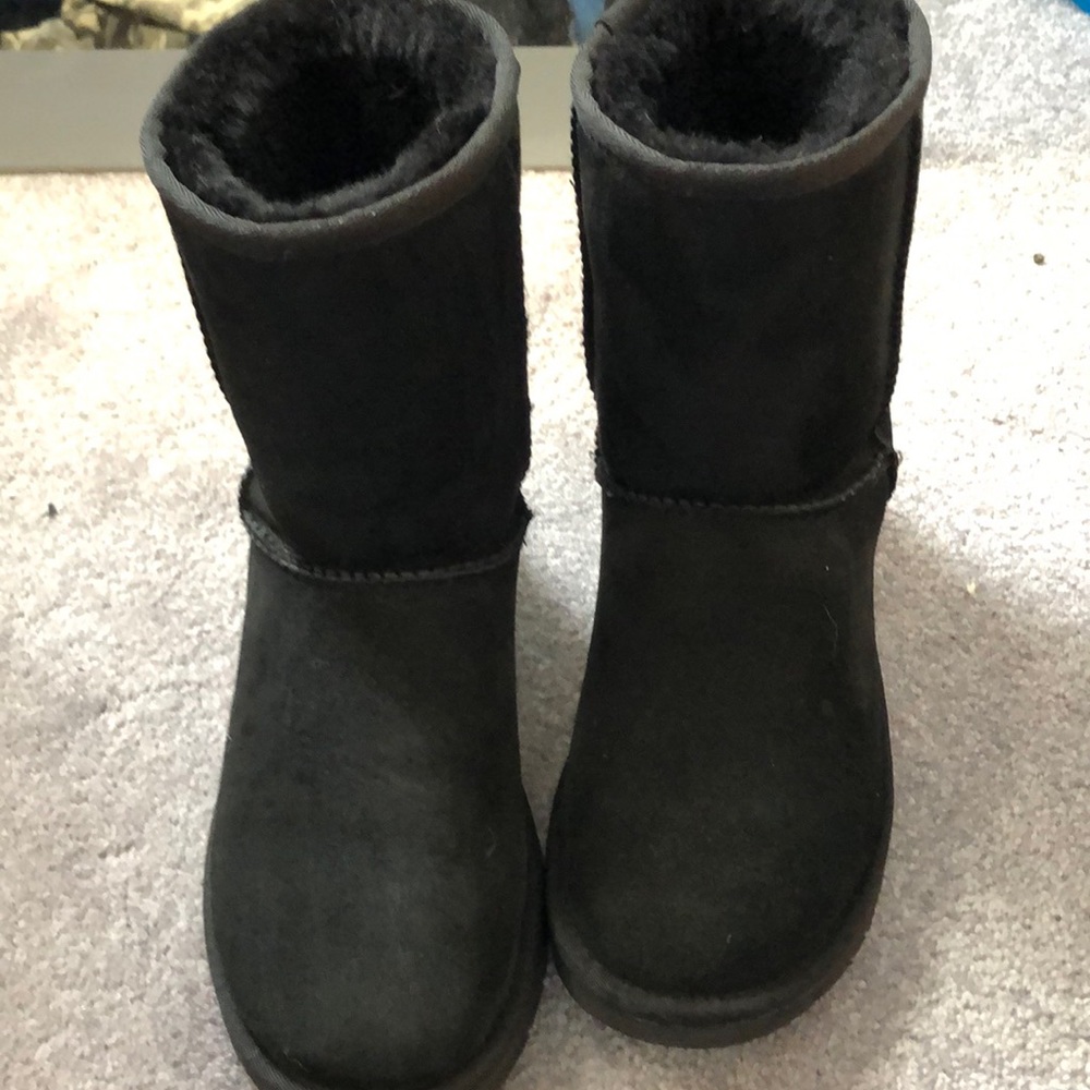 Ugg bootie